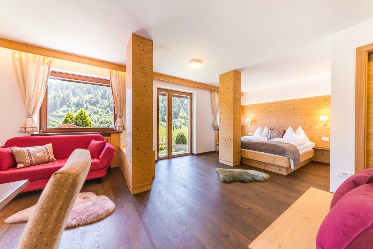Apartments Mezdi Santa Cristina Val Gardena المظهر الخارجي الصورة