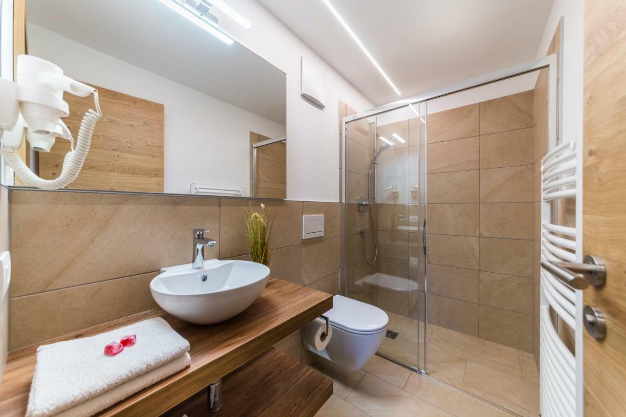 Apartments Mezdi Santa Cristina Val Gardena المظهر الخارجي الصورة